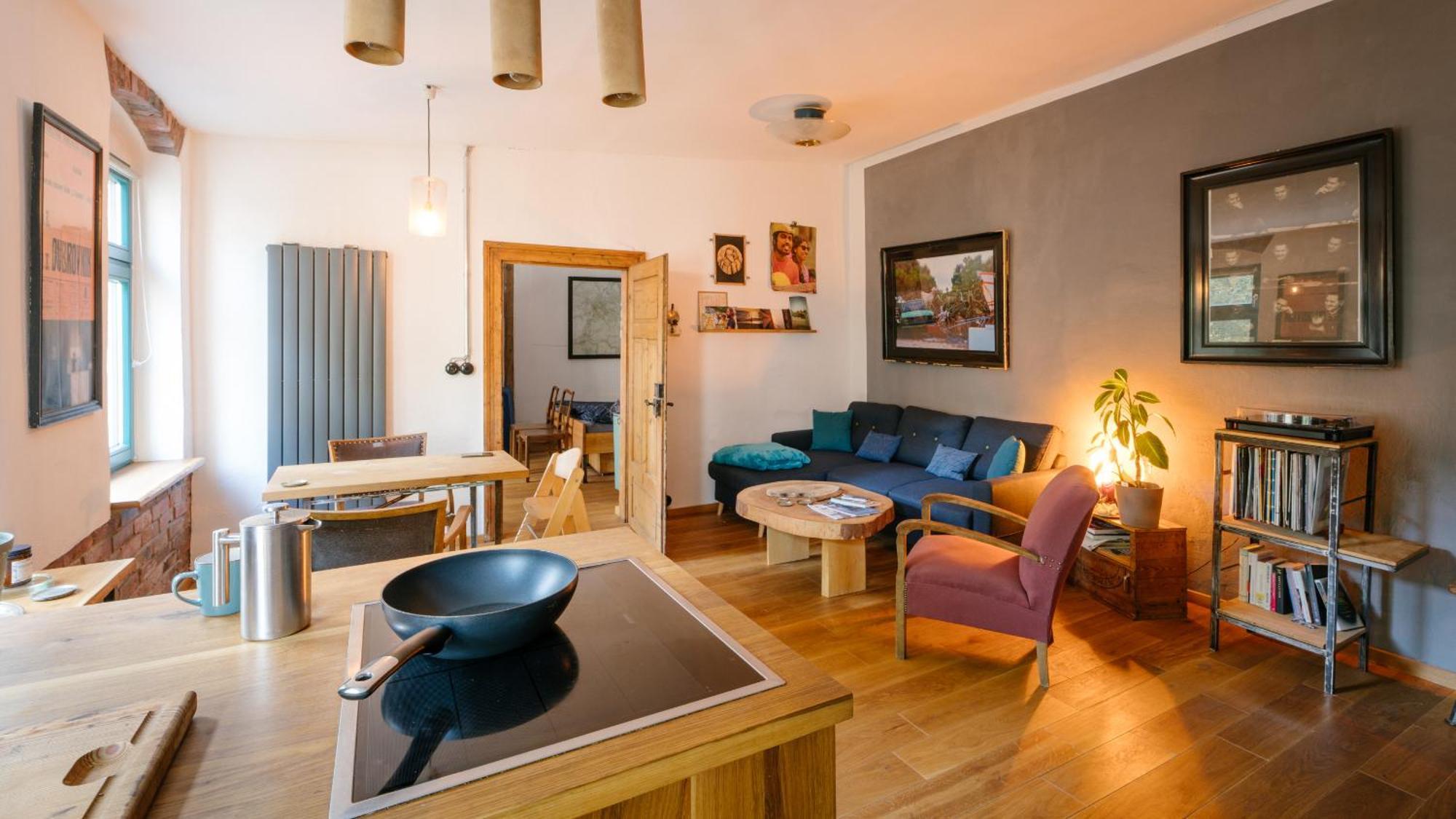 The Upholstery Tinyhouse Deluxe Eco Chalet Kreativ Citynah Chemnitz  Exteriér fotografie