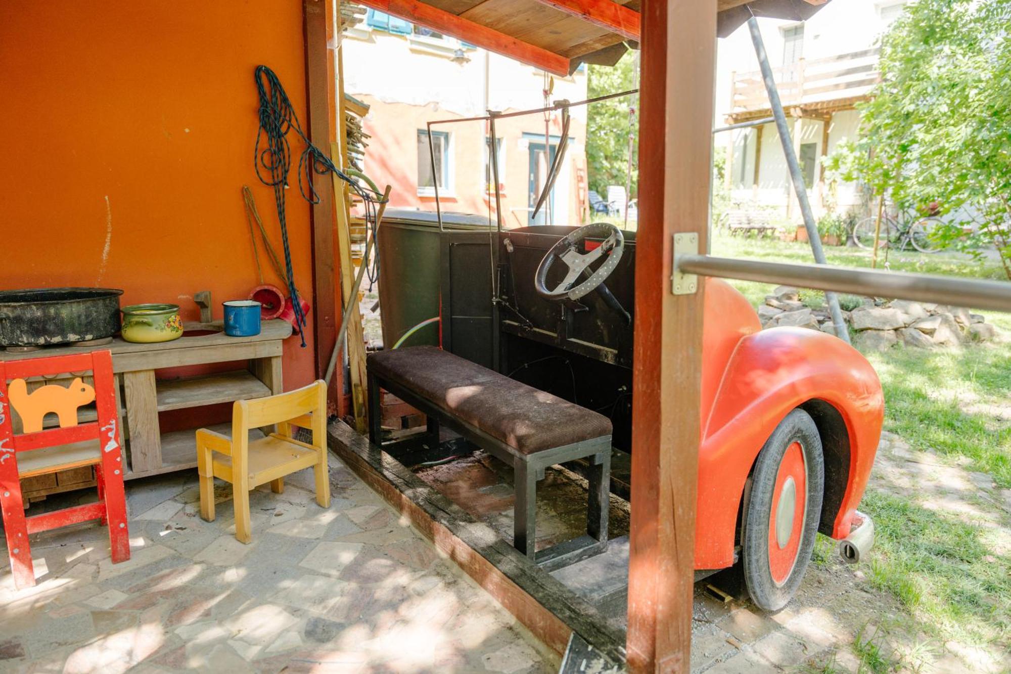 The Upholstery Tinyhouse Deluxe Eco Chalet Kreativ Citynah Chemnitz  Exteriér fotografie