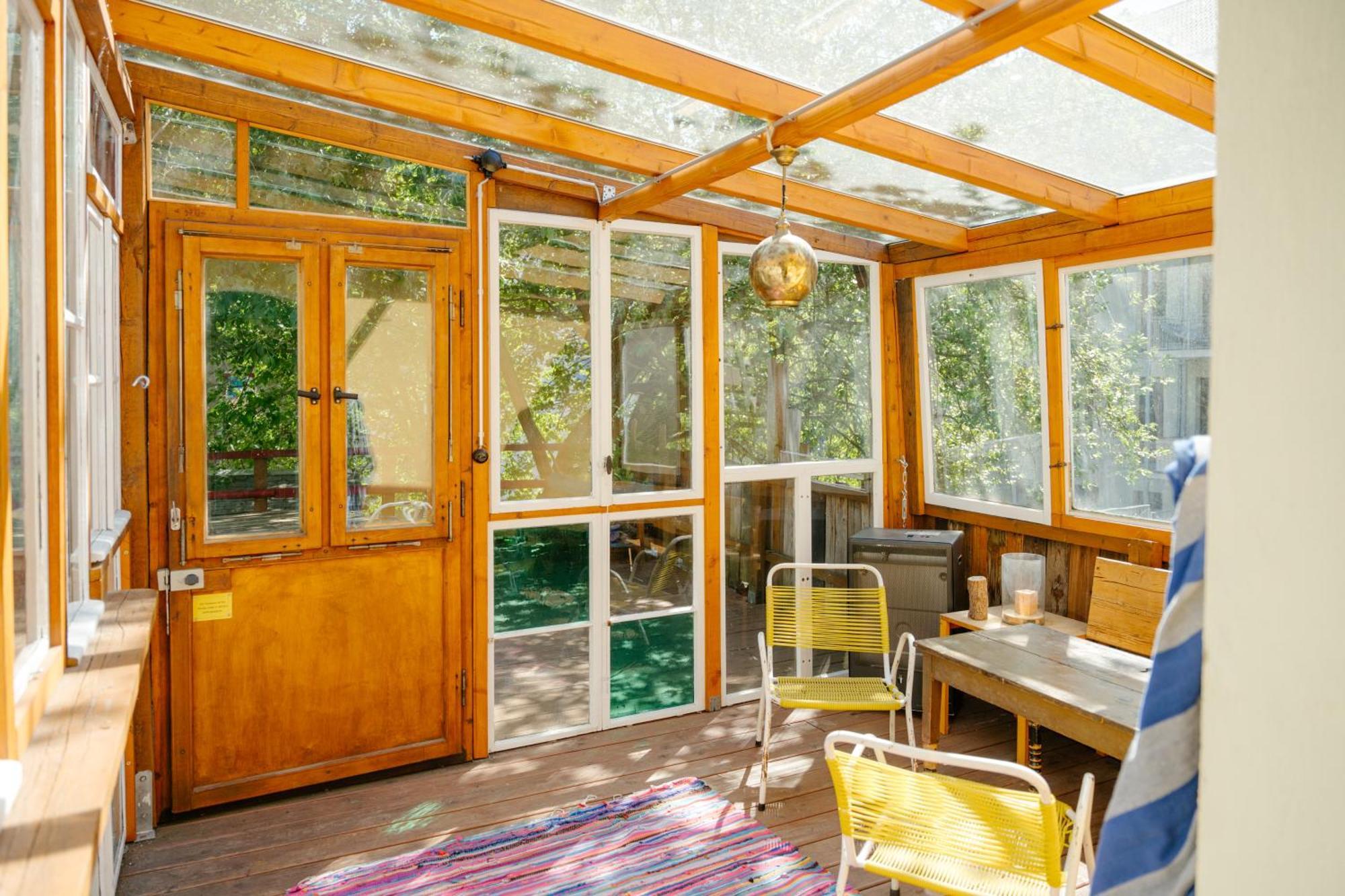 The Upholstery Tinyhouse Deluxe Eco Chalet Kreativ Citynah Chemnitz  Exteriér fotografie