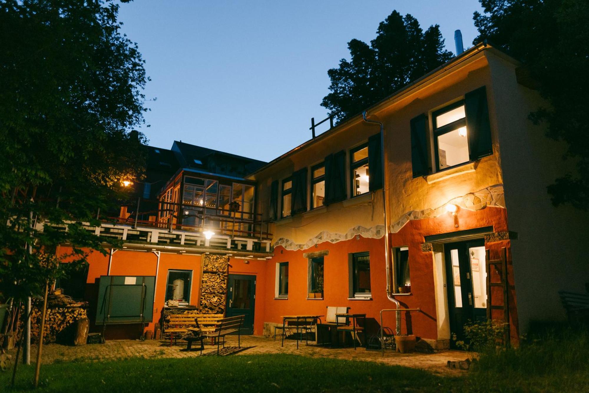 The Upholstery Tinyhouse Deluxe Eco Chalet Kreativ Citynah Chemnitz  Exteriér fotografie