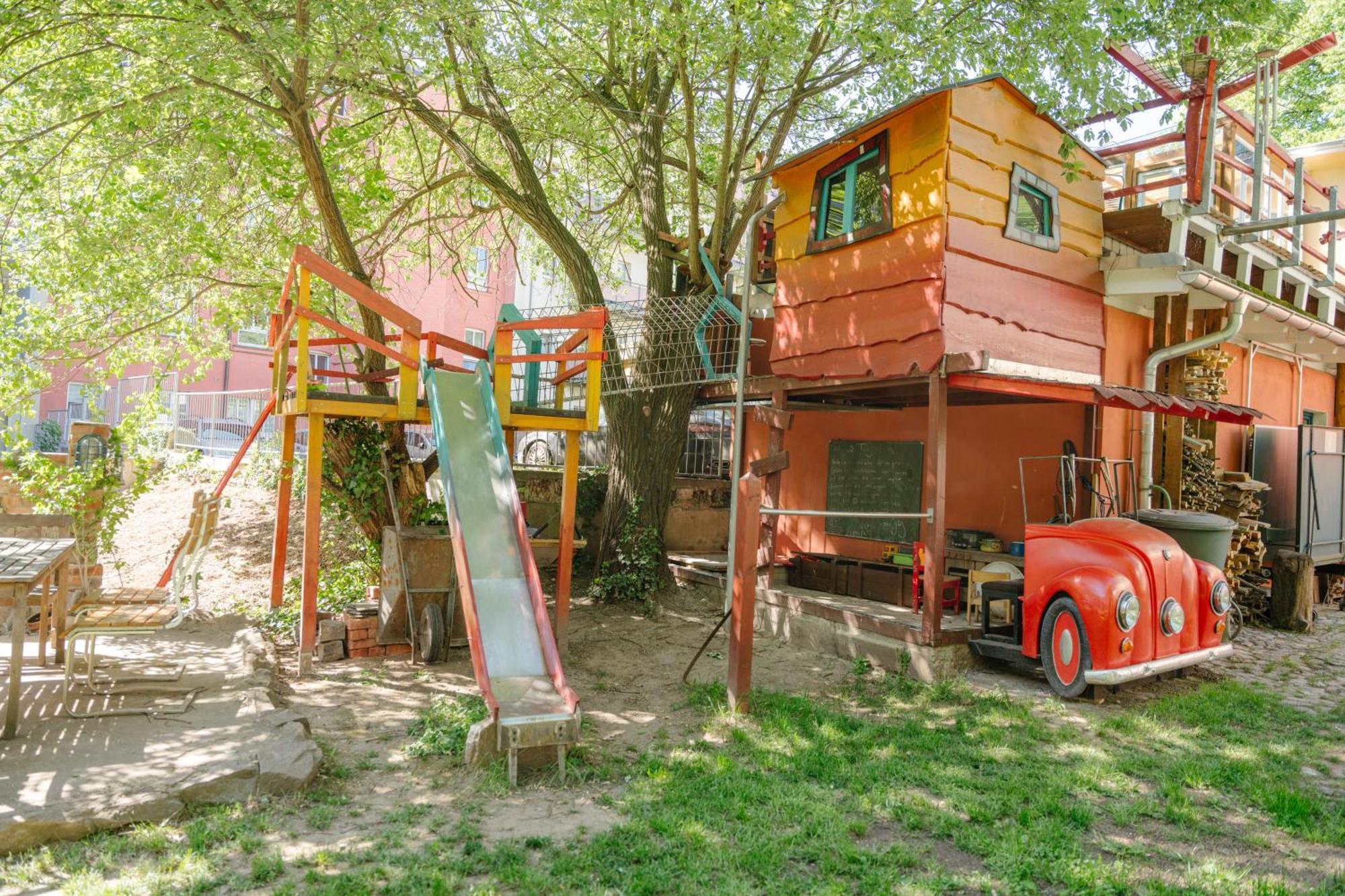 The Upholstery Tinyhouse Deluxe Eco Chalet Kreativ Citynah Chemnitz  Exteriér fotografie
